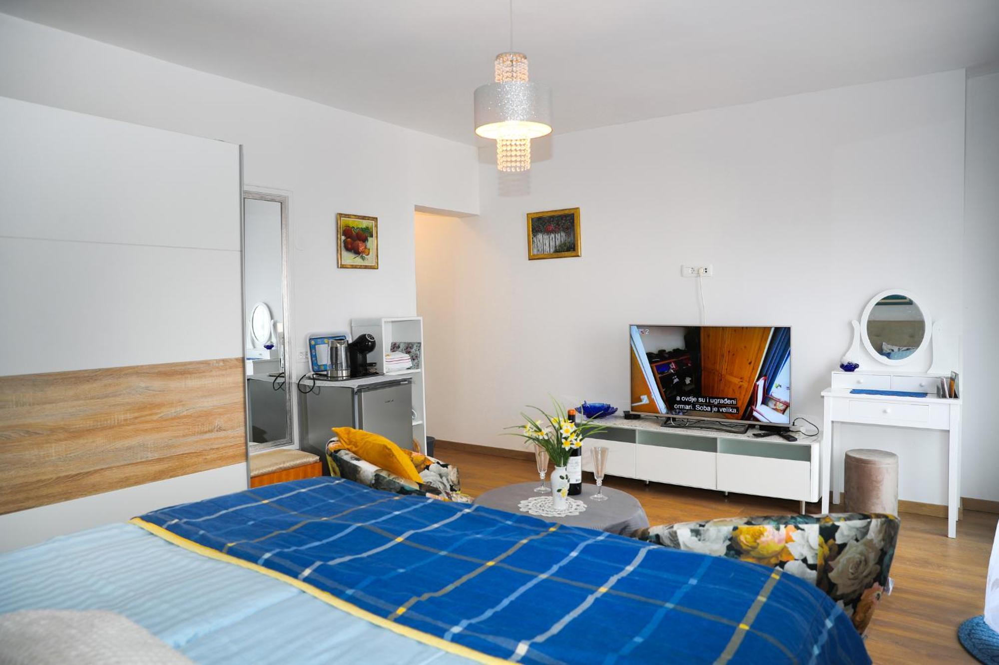 Villa Cok Ровінь Екстер'єр фото